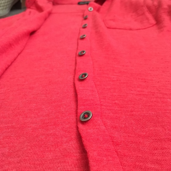 ⚡️HP⚡️Sleeveless Collared Button Down 🧡 - Picture 4 of 8